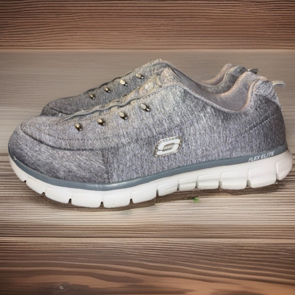Sketchers Fresh Elite Sneakers, Women’s size 11